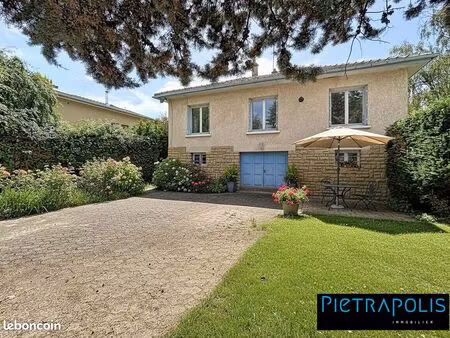 maison 6 pièces 99 m²