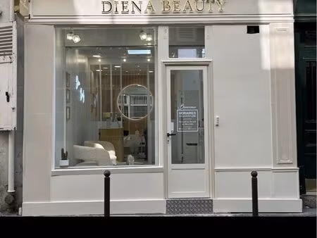 bail a céder - local 25 m²-métro la fourche / place de clichy