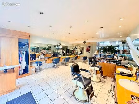 local 50 m²