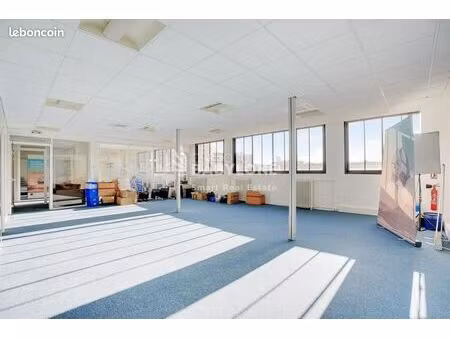bureaux 165 m²