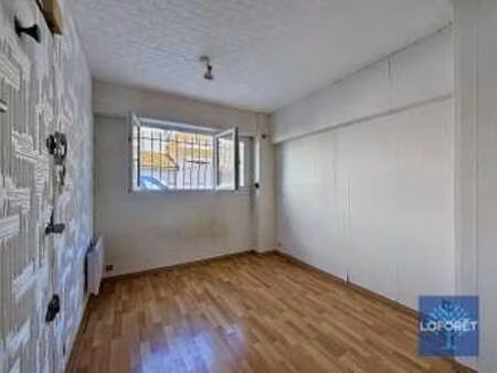 vente appartement t1 aux sables-d'olonne (85100) : à vendre t1 / 11m² les sables-d'olonne