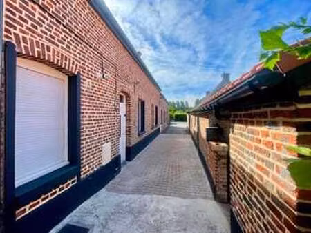 vente maison à écourt-saint-quentin (62860) : à vendre / 85m² écourt-saint-quentin