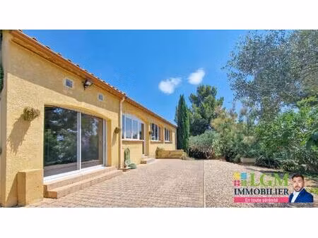 maison à vendre sur les hauteurs de bellegarde  découvrez une villa aux volumes généreux