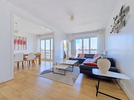 appartement 4 pièces 86m² + balcon+ place de parking en suss