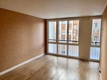 appartement de 3 pièces - meudon la foret