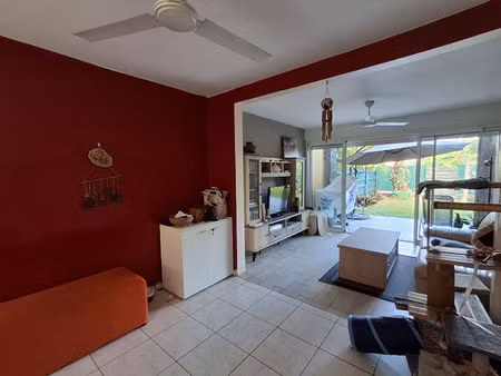 résidence sécurisée - t3 en rez-de-jardin avec 224 m² de jardin privatif