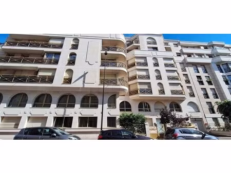 vente bureaux 186 m²
