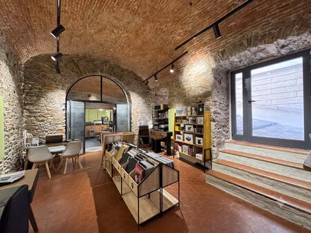 location local commercial professionnel bastia centre