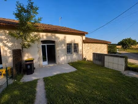 maison en pierre 2 chambres avec jardin – 80 m²