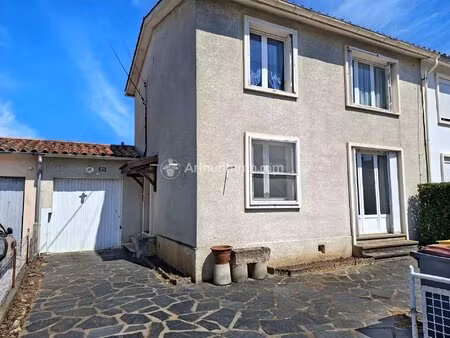 maison avec jardin et garage