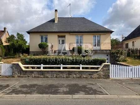 nord mayenne pavillon sur s/sol ref a 13811