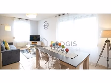 appartement 2 chambres meublé avec place   de parking en option