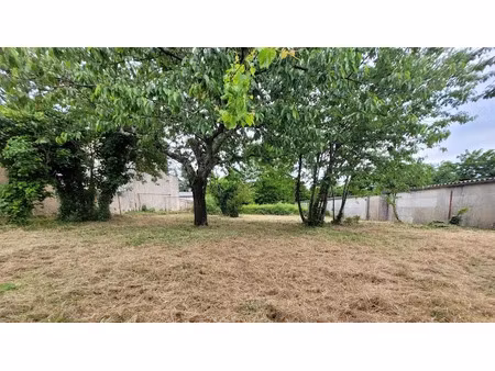 vente terrain 640 m² à cognac (16100)  65 000 €