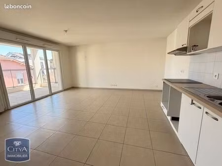 appartement 3 pièces 60 m²