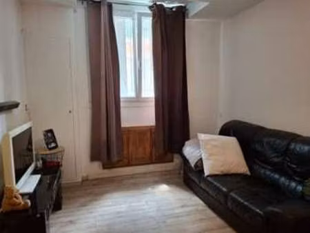 location appartement 2 pièces à sète (34200) : à louer 2 pièces / 38m² sète