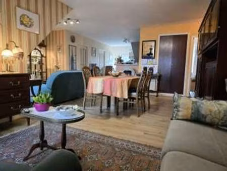 vente appartement 5 pièces piscine à landivisiau (29400) : à vendre 5 pièces piscine / 93m