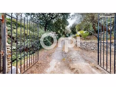 villa 4 pièces 120 m²