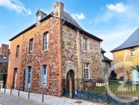 vente maison à saint-méen-le-grand (35290) : à vendre / 115m² saint-méen-le-grand