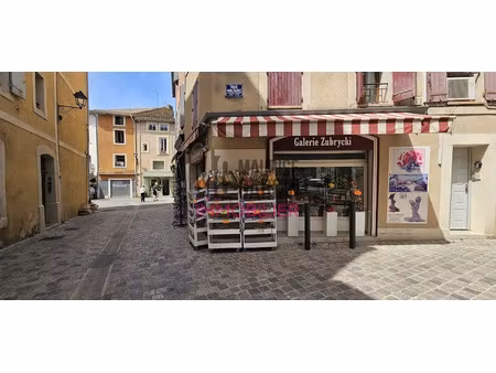 vente locaux professionnels 0 pièces 20 m² à l'isle-sur-la-sorgue (84800)  70 200 €