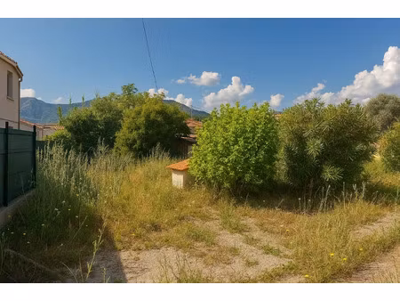 vente terrain 300 m² à toulon (83000)  180 000 €