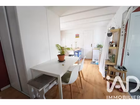 vente locaux professionnels 3 pièces 49 m² à le châtelet-en-brie (77820)  99 000 €
