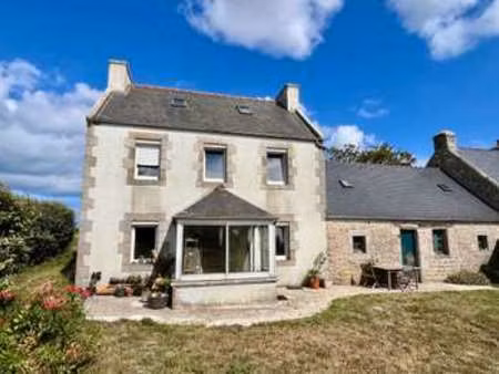vente longère et corps de ferme à plouescat (29430) : à vendre / 80m² plouescat