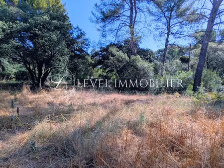 vente terrain 1019 m² à aubagne (13400)  272 500 €