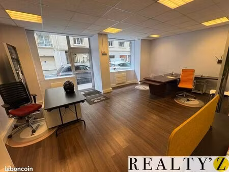 local commercial 60 m²