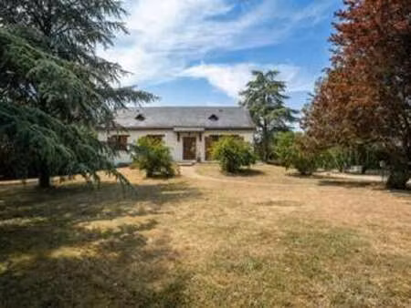 vente maison à saint-léger-des-bois (49170) : à vendre / 145m² saint-léger-des-bois
