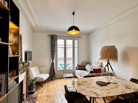 appartement meublé t2 haussmannien avec balcon 47m2