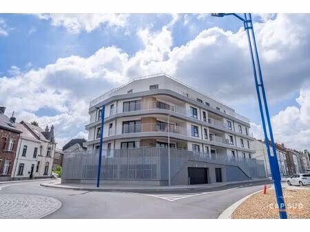 appartement à louer avec terrasse et 2 chambres   braine-l'alleud (vbe42070)