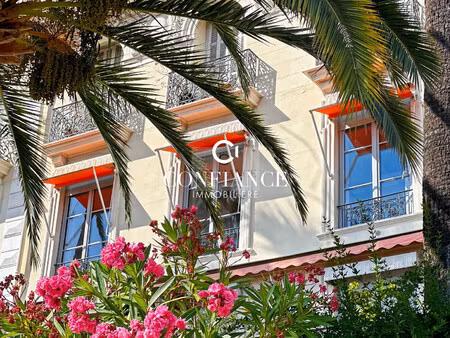 (06000) nice bas cimiez vue mer et chateau 2 pieces renove
