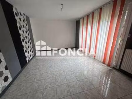 location appartement 2 pièces à brest (29200) : à louer 2 pièces / 55m² brest