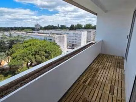 location appartement 3 pièces à floirac (33270) : à louer 3 pièces / 69m² floirac