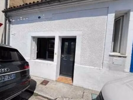 location maison à langon (33210) : à louer / 52m² langon