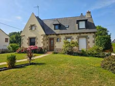 vente maison à lamballe-armor (22400) : à vendre / 138m² lamballe-armor