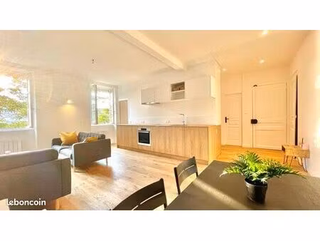 lyon 6 – bellecombe – duplex de charme de 86 m² – dernier étage – sans vis-à-vis