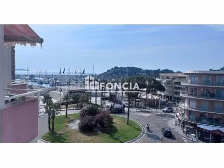 appartement t2 coeur centre-ville et vue sur le port