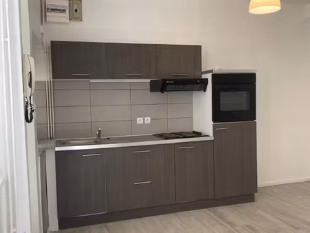 location appartement 1 pièce 27 m² à vesoul (70000)