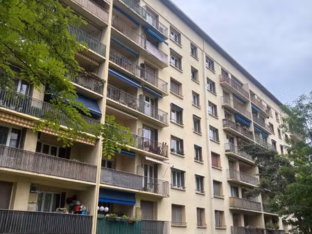 t4 balcon