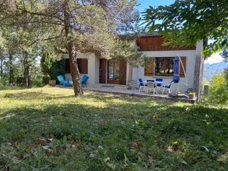 vous cherchez une jolie maison avec jardin en pleine nature  vous l'avez trouvée !