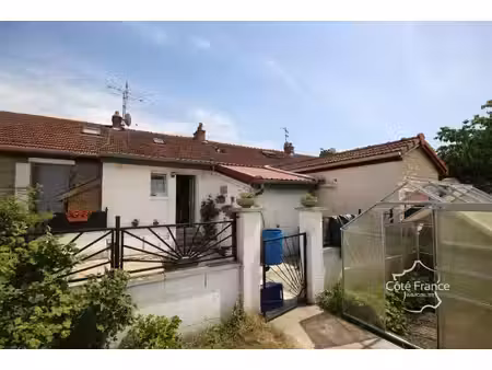 givet maison d'habitation 2 chambres  louée 550 eur par mois 