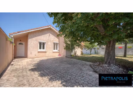 maison familiale rénovée avec piscine et véranda – rillieux