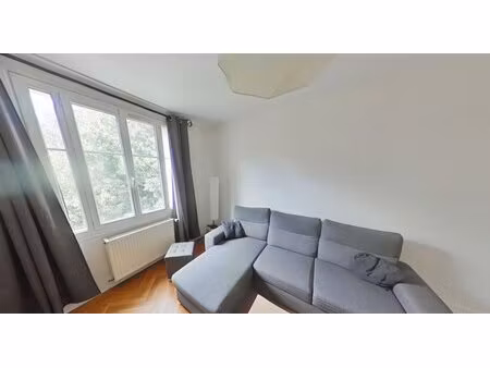 t2 meublé // rue domer 69007 lyon