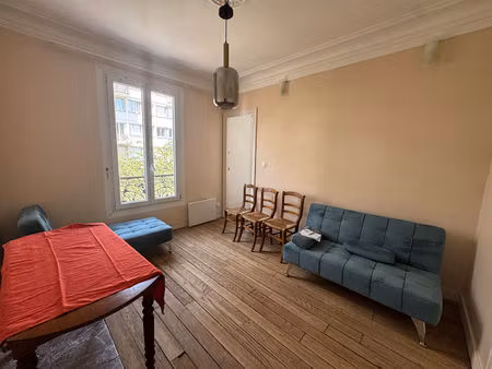 rue pouchet-3 pieces-meuble