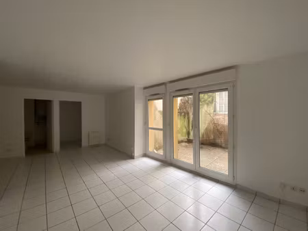 studio / parking en sous-sol