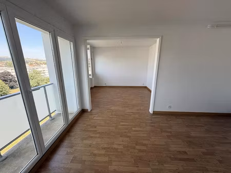 location appartement 3 pièces 82.18 m² à villars (42390)  730 €