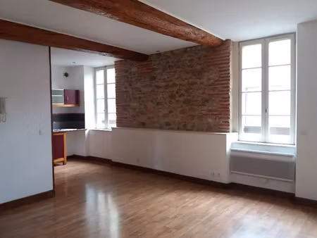 location appartement 4 pièces 69 m² à pézilla-la-rivière (66370)  730 €