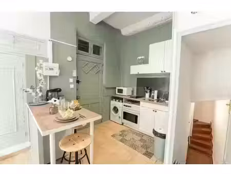 location meublée appartement 1 pièce 23 m² à antibes (06600)  800 €