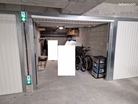 box garage